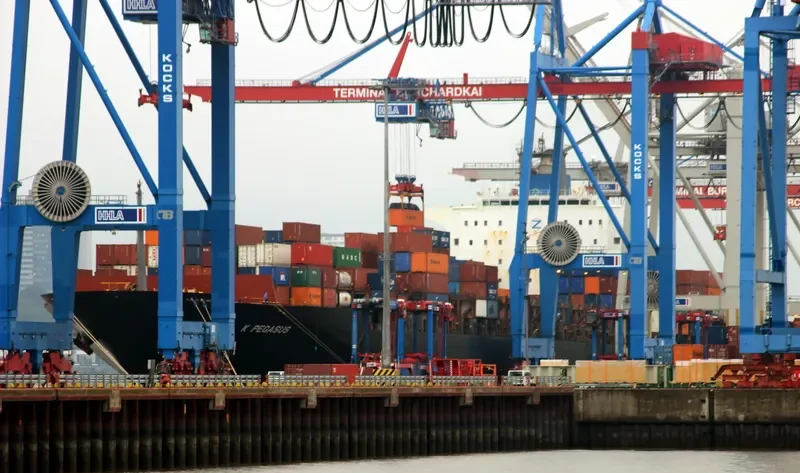 MSC PEGASUS Container Ship IMO 9267637 photo 10