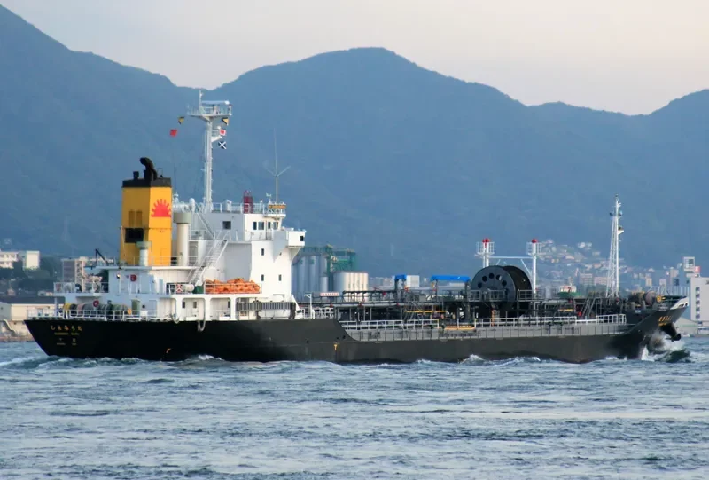 SHINMICHI MARU Tanker IMO 9267730 photo 9