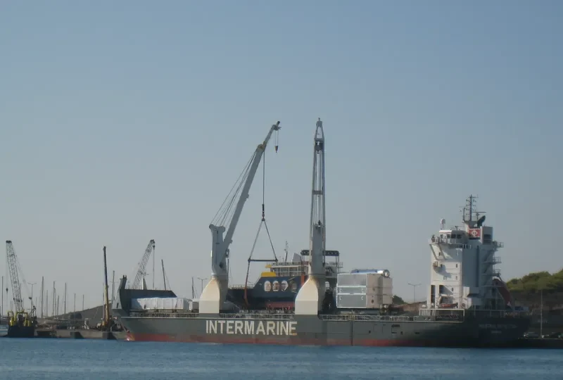 HR REVOLUTION General Cargo IMO 9267742 photo 34