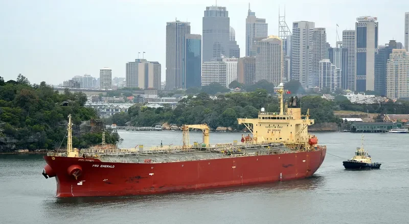 PRO EMERALD Tanker IMO 9267948 photo 7