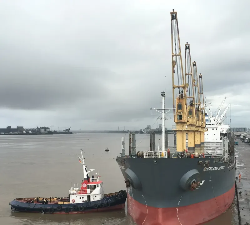 AUCKLAND SPIRIT Bulk Carrier IMO 9268083 photo 2