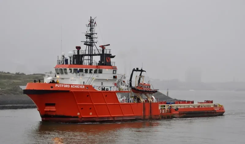 PUTFORD ACHIEVER Offshore Vessel IMO 9268100 photo 2