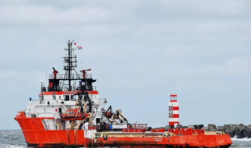PUTFORD ACHIEVER Offshore Vessel IMO 9268100 photo 9