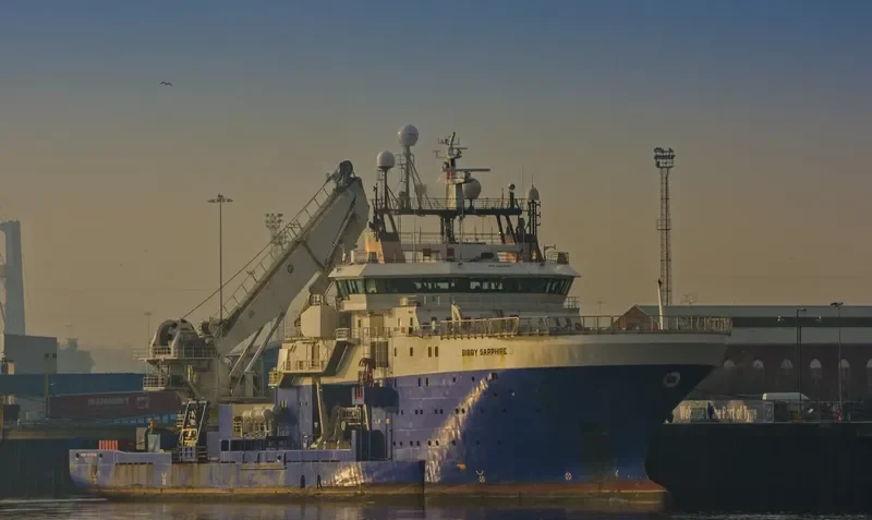 REVER SAPPHIRE Offshore Vessel IMO 9268150 photo 5