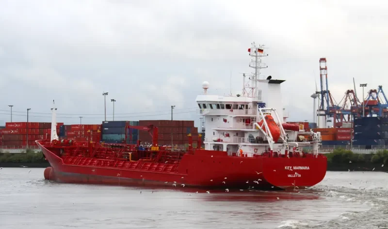 KEY MARMARA Tanker IMO 9268239 photo 2