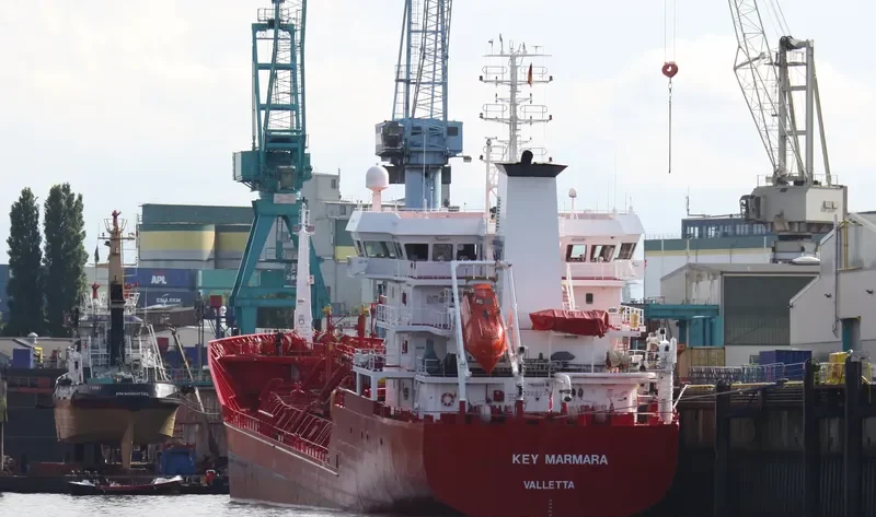 KEY MARMARA Tanker IMO 9268239 photo 3