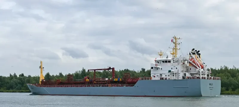 WILLY Tanker IMO 9268241 photo 6
