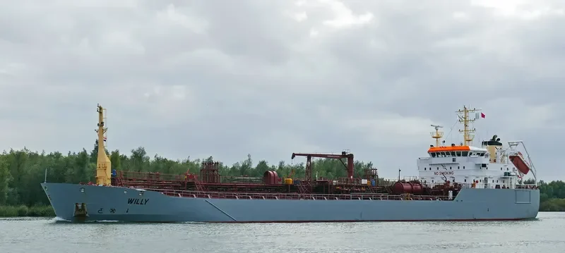 WILLY Tanker IMO 9268241 photo 7