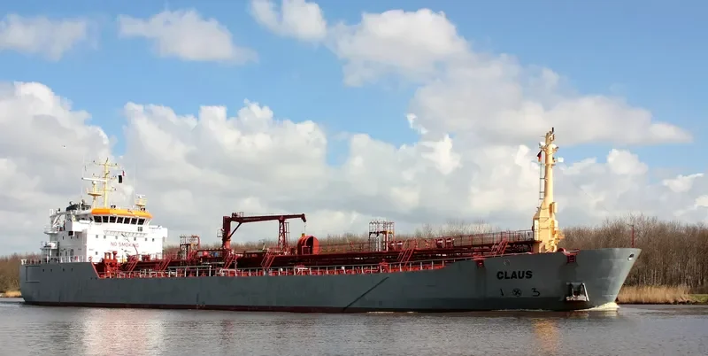 CLAUS Tanker IMO 9268253 photo 2