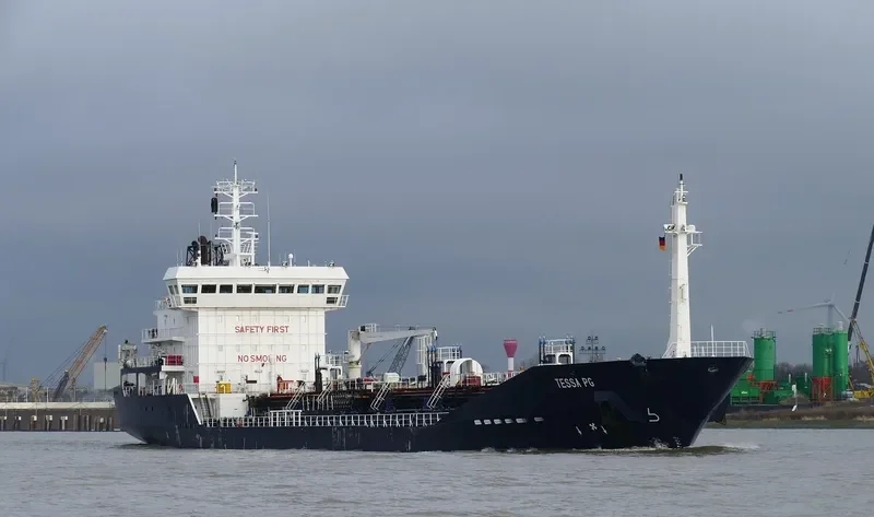 TESSA PG Tanker IMO 9268265 photo 4