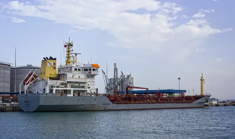 PAUL E Tanker IMO 9268277 photo 6