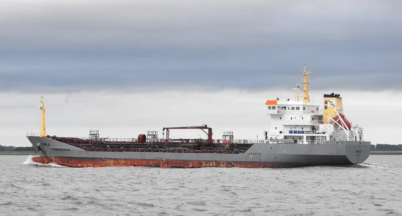 PAUL E Tanker IMO 9268277 photo 9