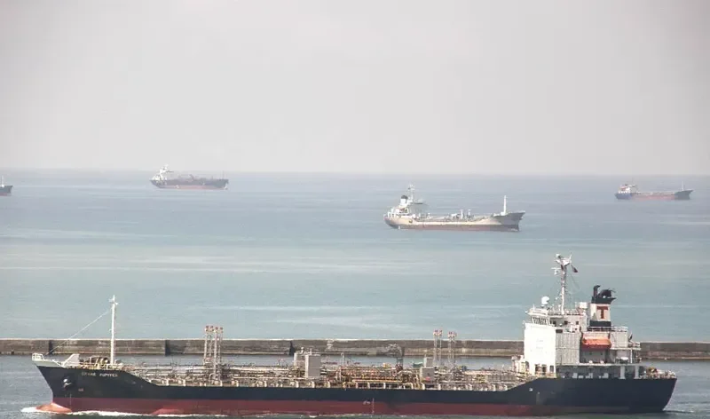 ADRIA Tanker IMO 9268540 photo 2