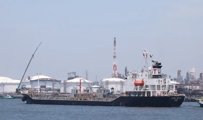 ADRIA Tanker IMO 9268540 photo 6