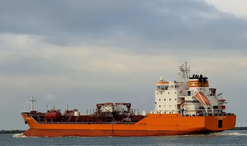 ACQUAMARINA Tanker IMO 9268631 photo 4