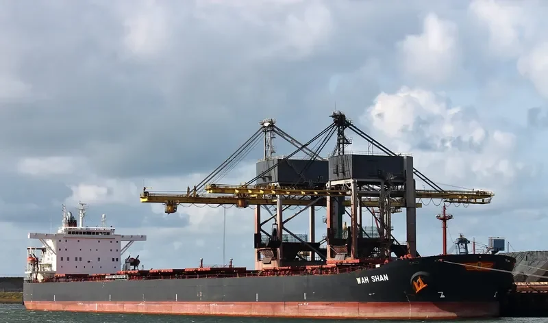ETOILE Bulk Carrier IMO 9268825 photo 5