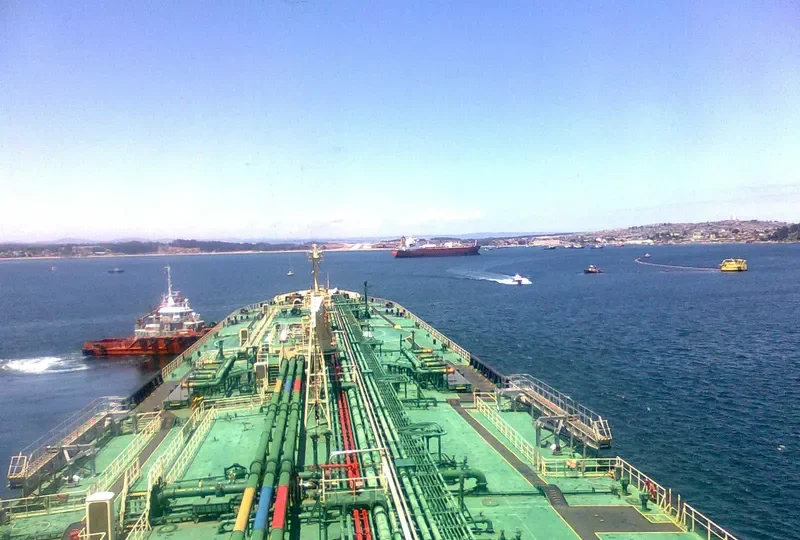 DS PROGRESS Tanker IMO 9268904 photo 7