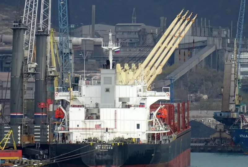 S BRAND Bulk Carrier IMO 9268916 photo 2