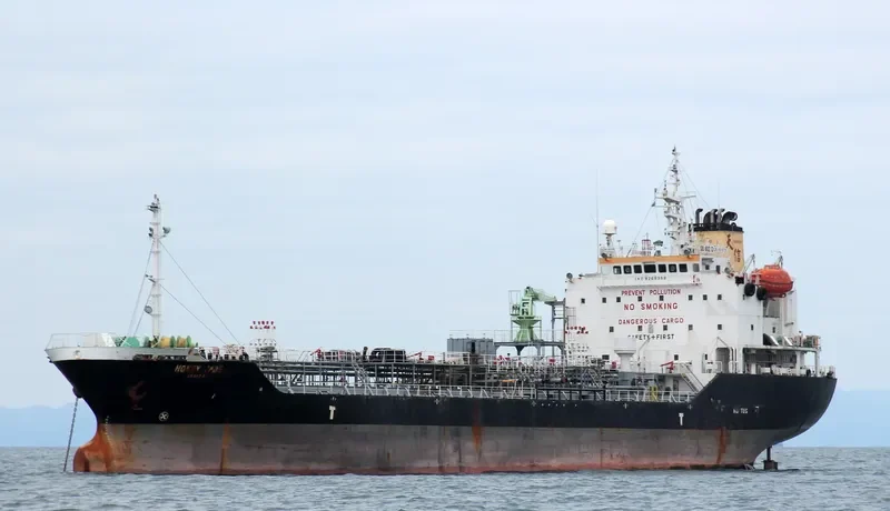 SEA SINCERITY Tanker IMO 9269398 photo 6