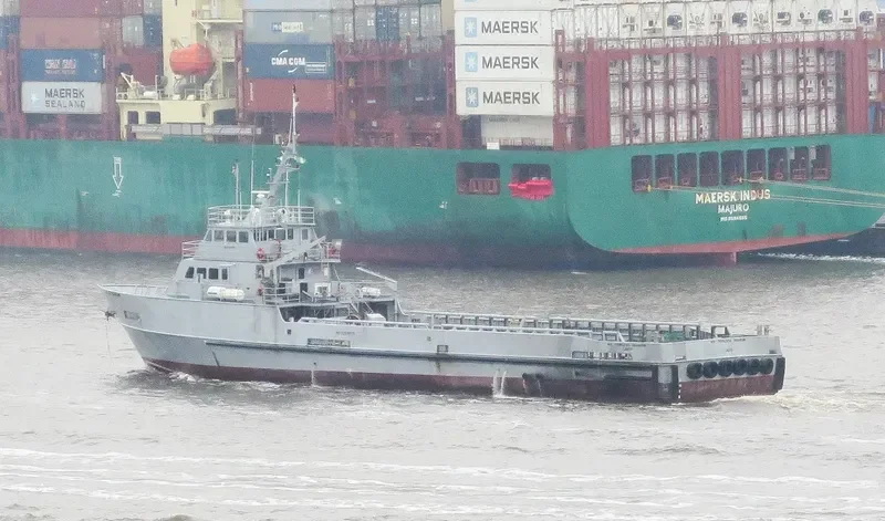 URSULA TIDE Offshore Vessel IMO 9269879