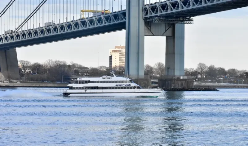 SEASTREAK HIGHLANDS Passenger Ship IMO 9270270 photo 3