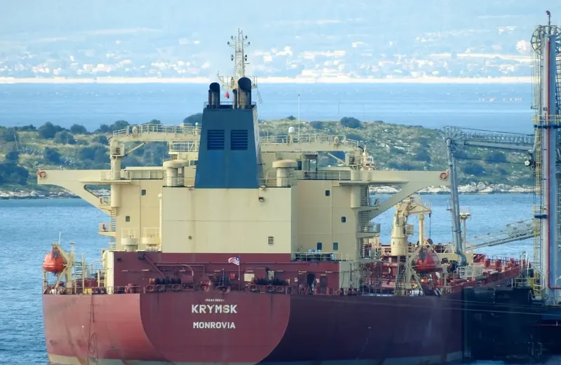 KRYMSK Tanker IMO 9270529 photo 2
