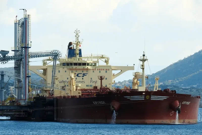 KRYMSK Tanker IMO 9270529 photo 3