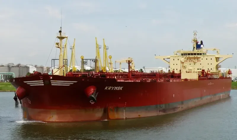 KRYMSK Tanker IMO 9270529 photo 8