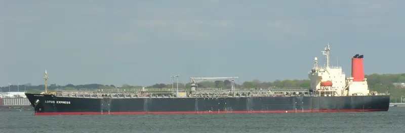 BRATASENA Tanker IMO 9271236 photo 9