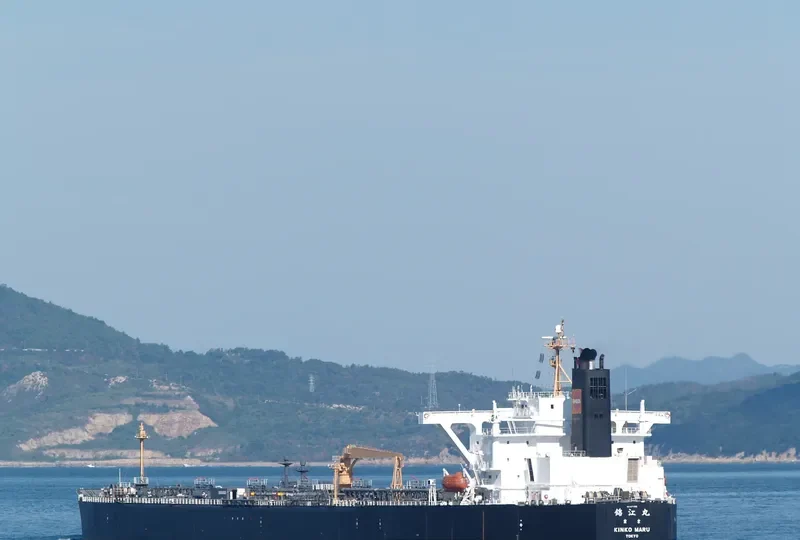 AL MAHFOZA Tanker IMO 9271365 photo 4