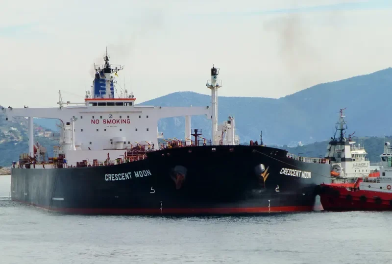 CRESCENT MOON Tanker IMO 9271585 photo 2