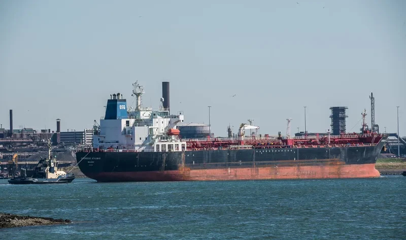 ST NENNE Tanker IMO 9271834 photo 5