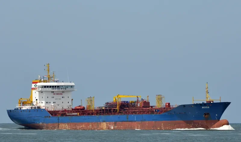 MOYRA Tanker IMO 9271999 photo 10
