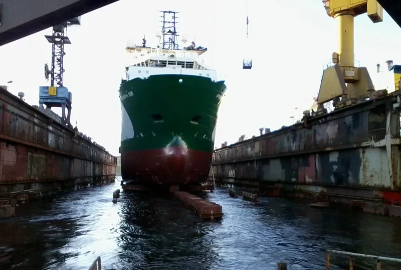 BOURBON SURF Offshore Vessel IMO 9272412 photo 2