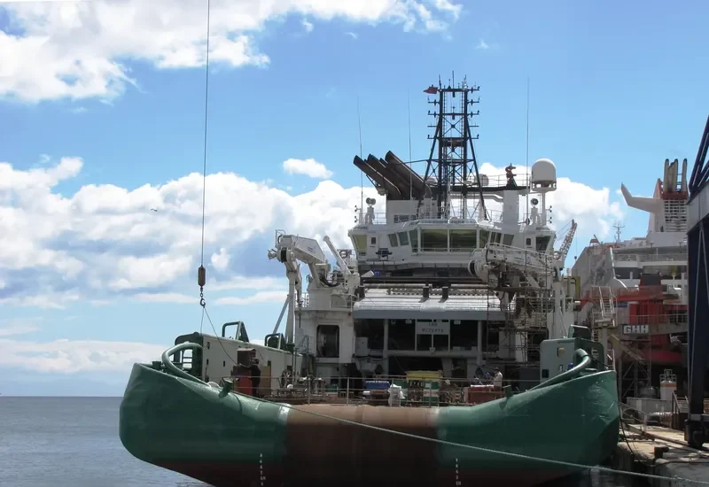 BOURBON SURF Offshore Vessel IMO 9272412 photo 3