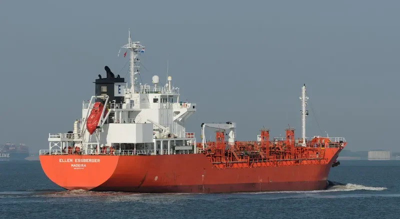 ELLEN ESSBERGER Tanker IMO 9272747 photo 4