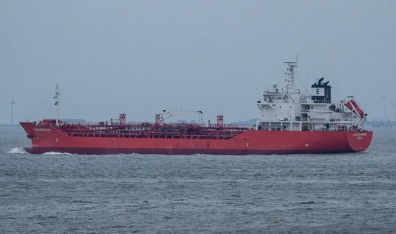 ELLEN ESSBERGER Tanker IMO 9272747 photo 8