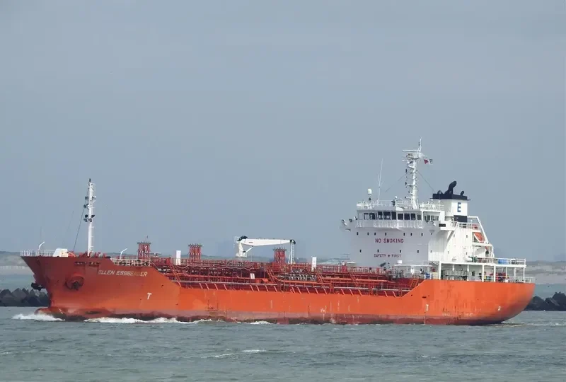 ELLEN ESSBERGER Tanker IMO 9272747 photo 10