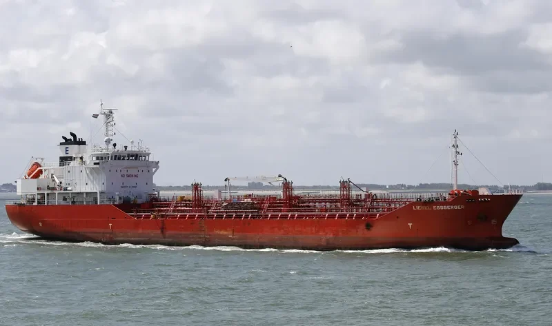 LIESEL ESSBERGER Tanker IMO 9272761 photo 7