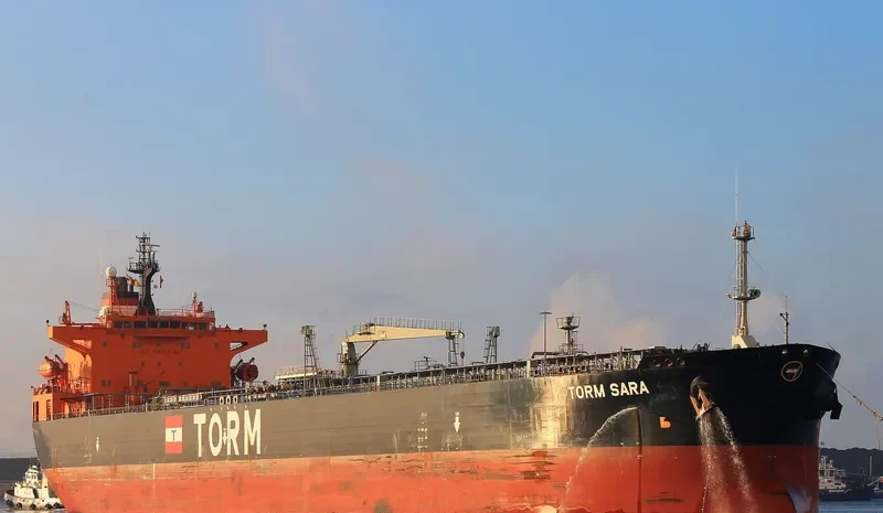TORM SARA Tanker IMO 9273260 photo 10