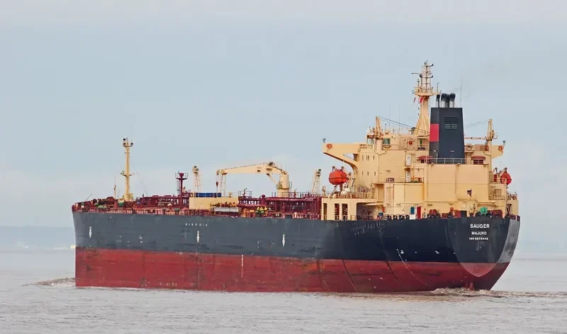 SAUGER Tanker IMO 9273442 photo 8