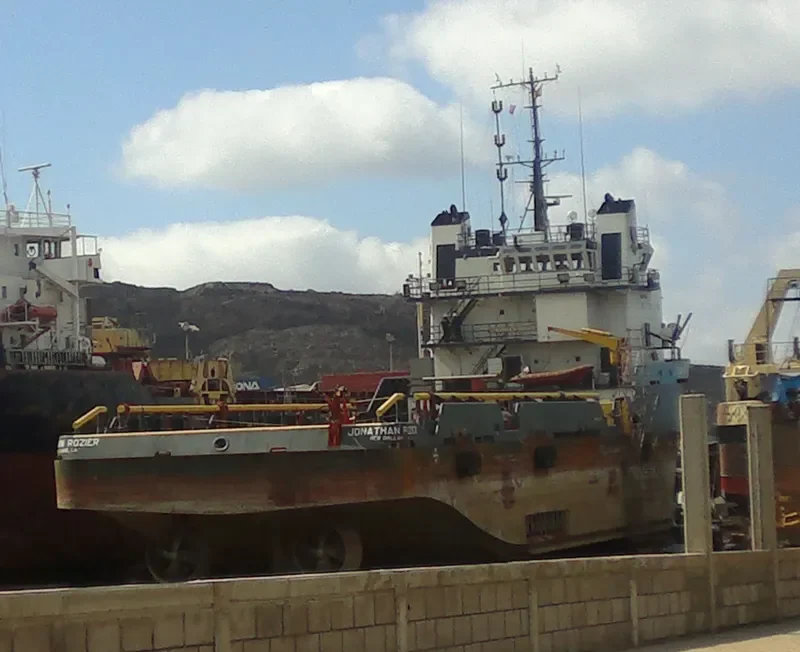 JONATHAN ROZIER Offshore Vessel IMO 9273454 photo 4