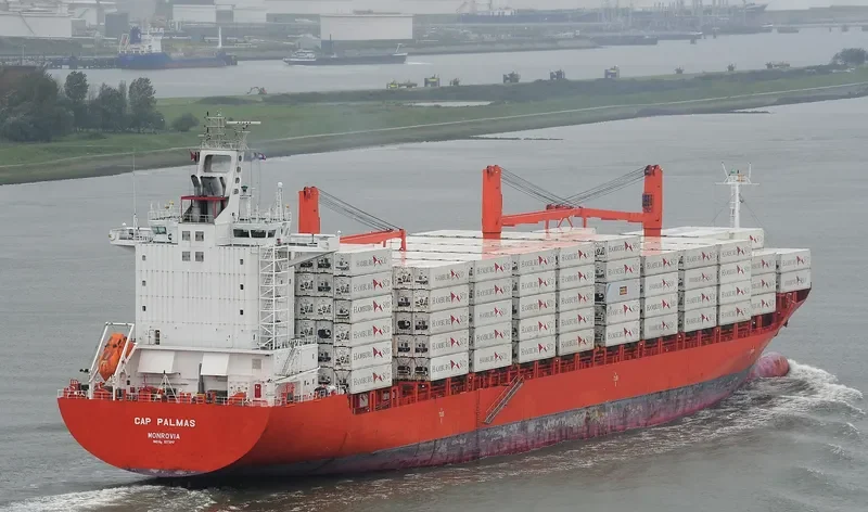 SPIL NIKEN Container Ship IMO 9273947 photo 5