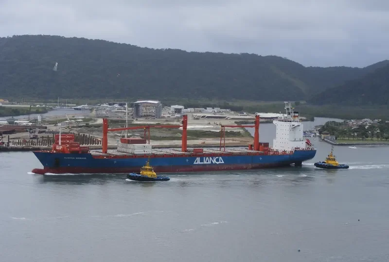 ALIANCA MANAUS Container Ship IMO 9273961 photo 7