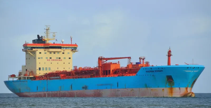 RATU ENRA Tanker IMO 9274630 photo 5