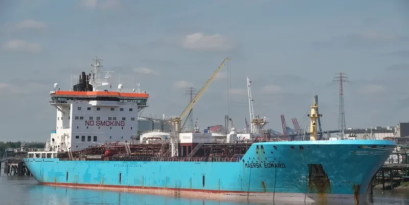 TONDA Tanker IMO 9274654 photo 7