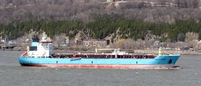 TONDA Tanker IMO 9274654 photo 9