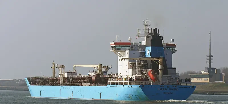 TONDA Tanker IMO 9274654 photo 10