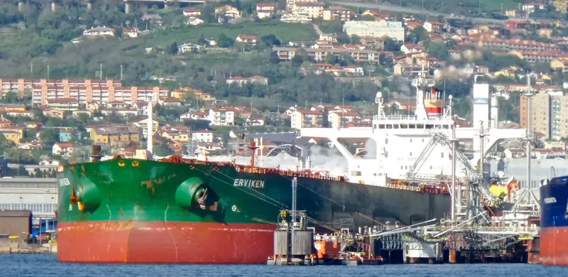 ERVIKEN Tanker IMO 9274812 photo 3