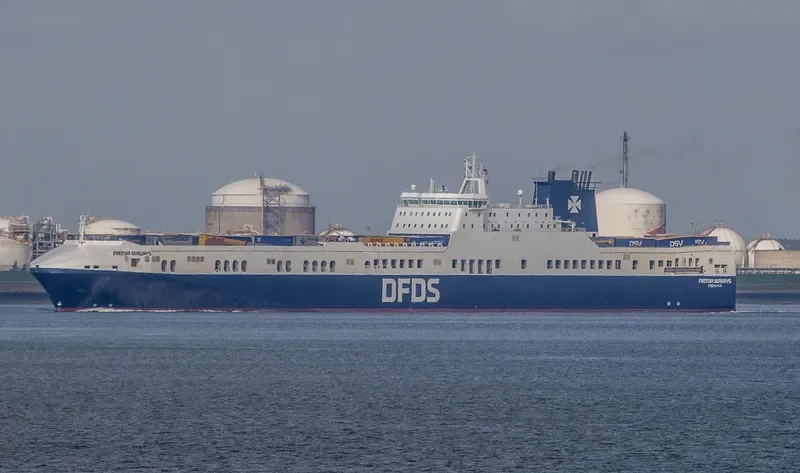 FREESIA SEAWAYS Ro-Ro IMO 9274848 photo 6